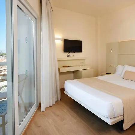 Sabina Hotel 4*